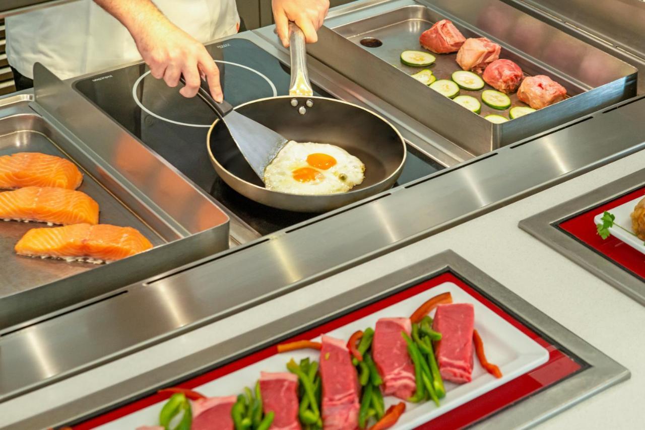Cabogata Beach Hotel ريتامار المظهر الخارجي الصورة A commercial kitchen