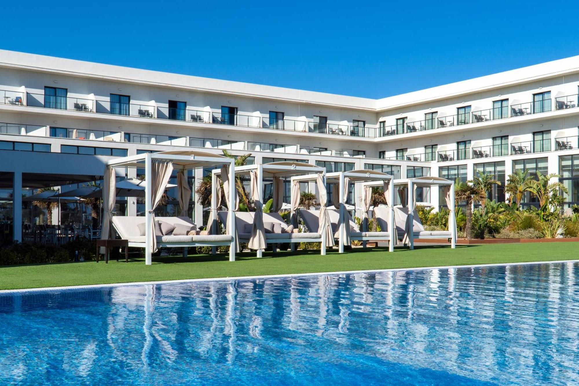 Cabogata Beach Hotel ريتامار المظهر الخارجي الصورة The hotel's pool